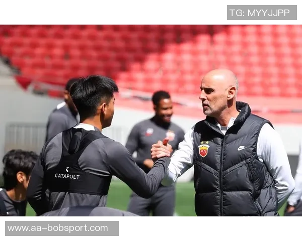 海港队将于明年1月中旬集中训练并对球员合同进行全面评估